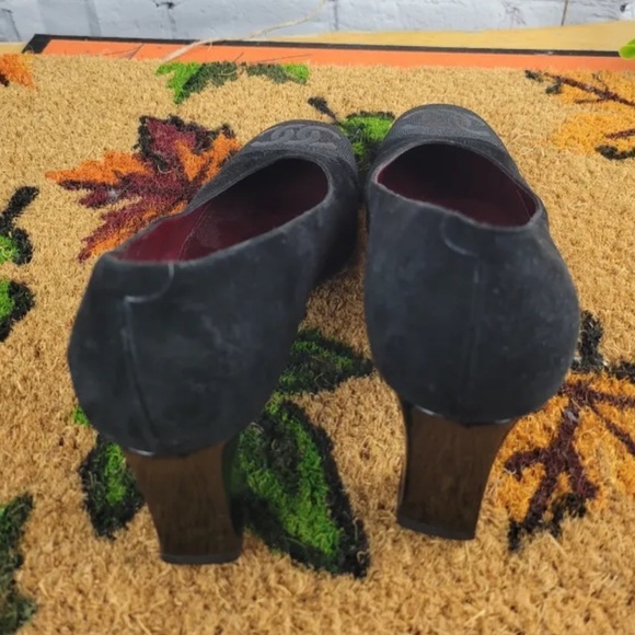 FRANCOIS XAVIER Made in Italy Vintage Suede Heels - Picture 6 of 9